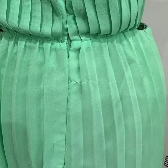 NWOT Neon Green Pleated Maxi Dress with Side Cutouts Women's Size M - Picture 6 of 6